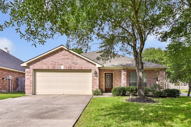 Building Photo - 20787 Oakhurst Park Dr