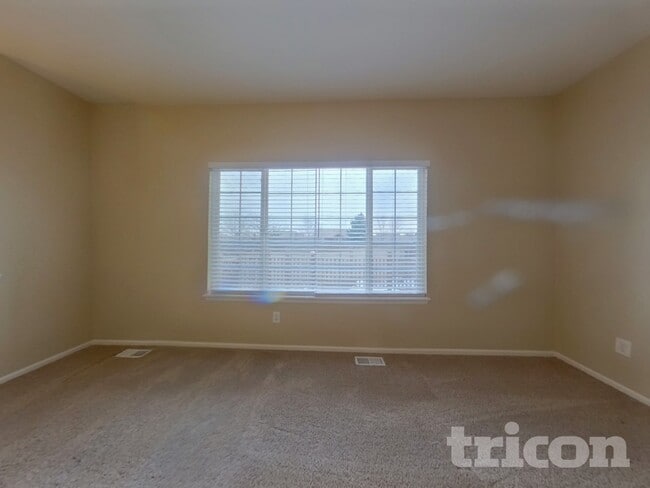 Photo - 10444 S Ketchwood Ct