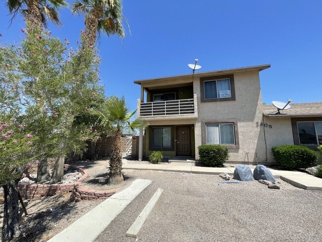2 bed 1 bath ground floor $1300 rent BHCRE... - 2 bed 1 bath ground floor $1300 rent BHCRE... Unit Apt 2