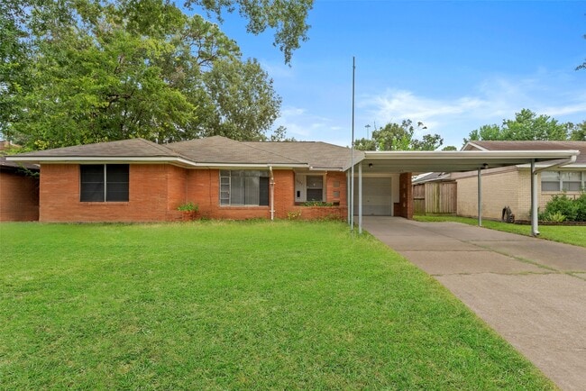 Photo - 1027 Stonecrest Dr House