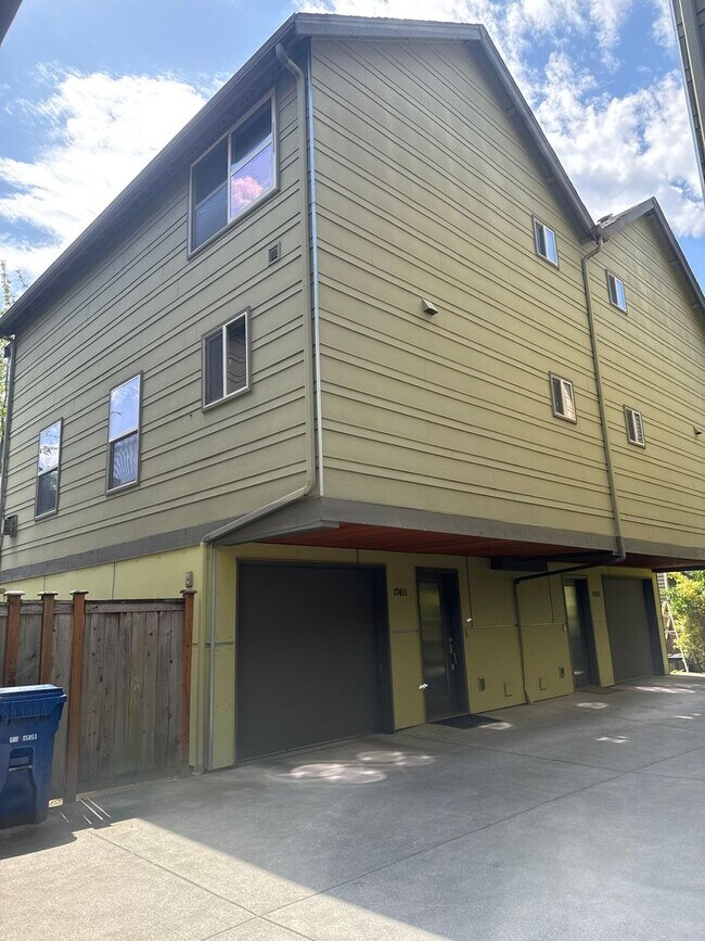 Photo - Convenient 3 beds, 2.5 bath in Ballard
