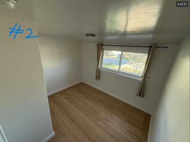 Box Room $1100/Mo- 150 sqft - 944 Bruno St