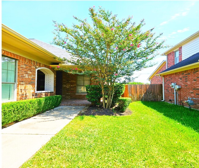 Photo - 5434 Faircreek Ln