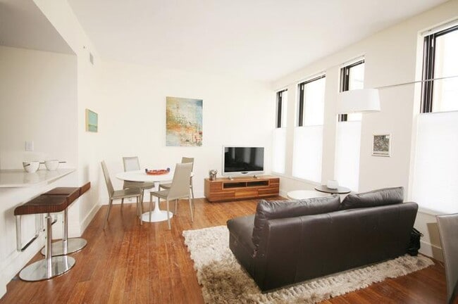 Photo - 14 Winter St Unit 1