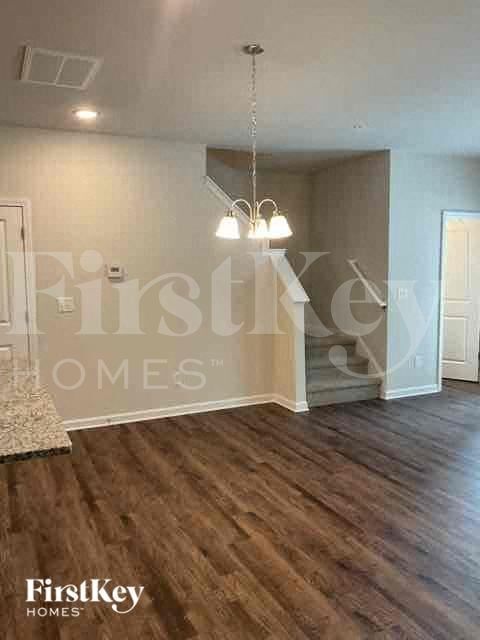 2076 Cypress Village Dr NW