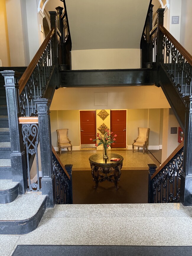 Photo - 803 E 6th St Unit 403