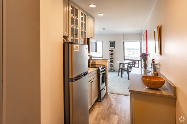 Studio apartment - Merrillwood Collection