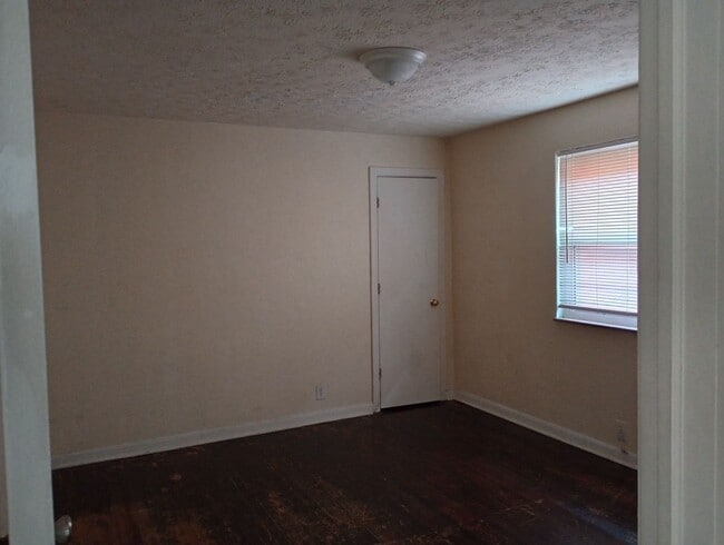 Photo - Great 2 bedroom Near Ritter Park in Huntington Unit 1/2
