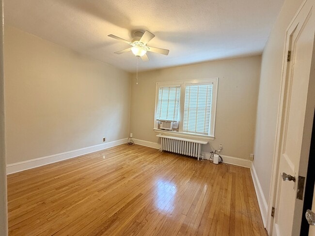 118 Cambridge St Unit 2nd floor