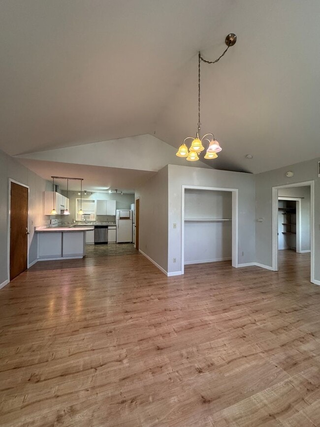 Photo - 404 Ruby St Unit #2