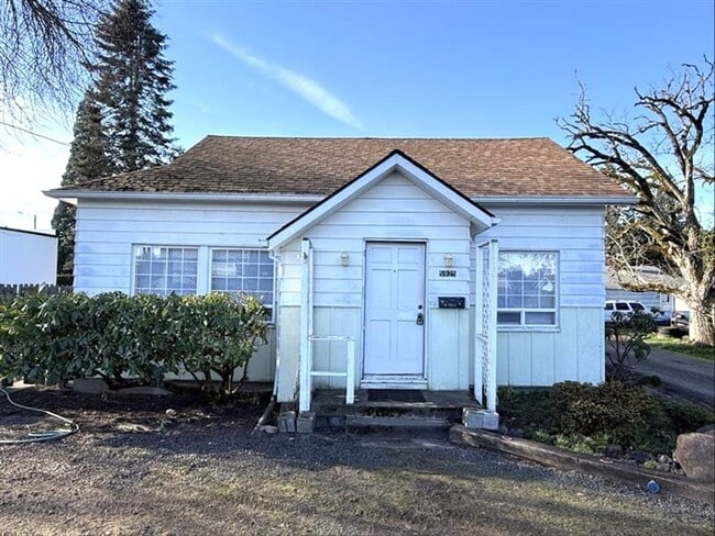 Photo - 5925 SW Hall Blvd