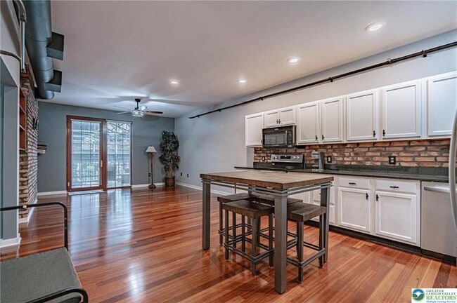 Photo - 11 W 2nd St Unit 340