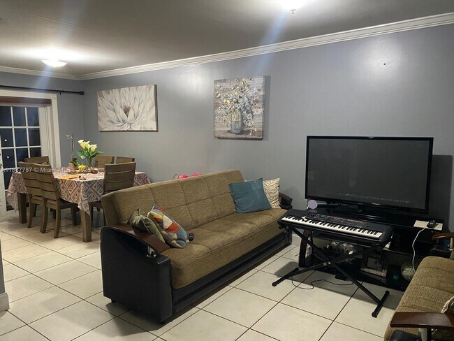 Photo - 19319 NW 54th Ct