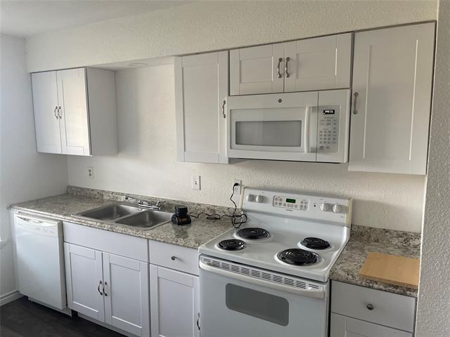 Photo - 2422 W Northgate Dr