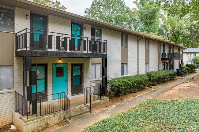 Summit Grove Apartments