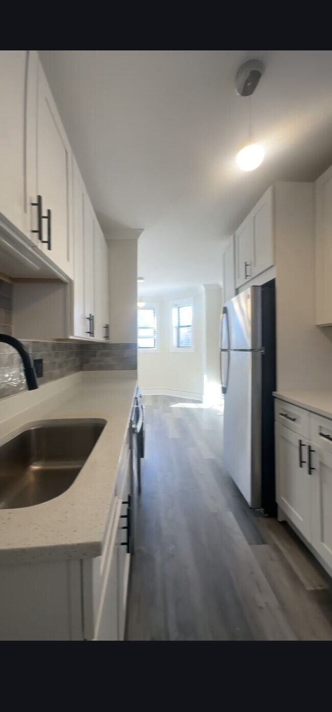 Photo - 3824 N Greenview Ave Unidad 3839-GDN