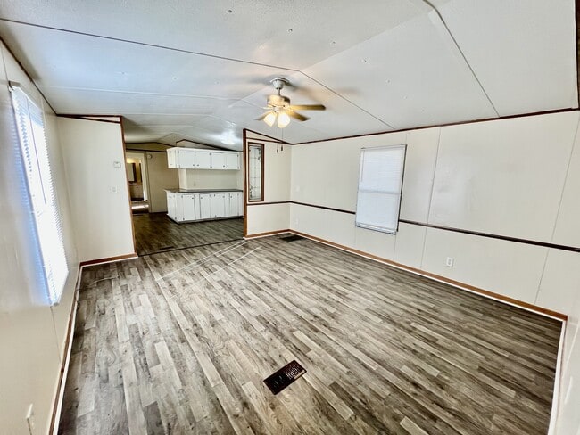 Photo - 264 Stockton St