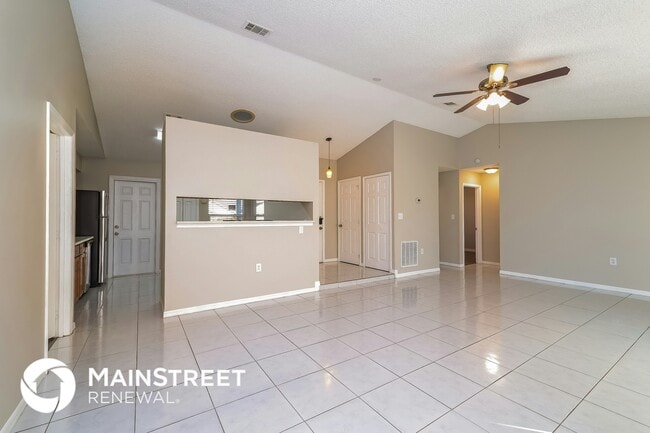 Photo - 657 Koala Ct