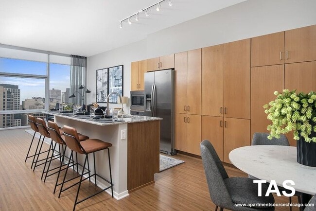 Photo - 200 E Illinois St Unit 1BD