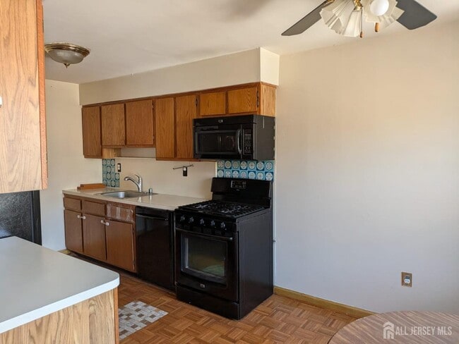 Photo - 1714 Raspberry Ct