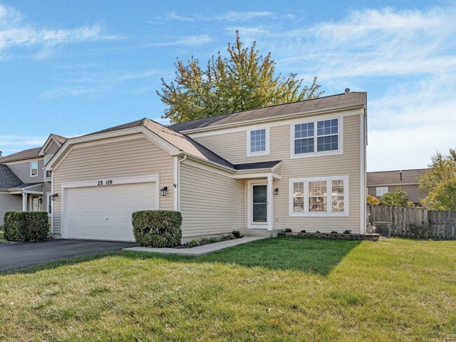 Photo - 2509 Rosehall Ln