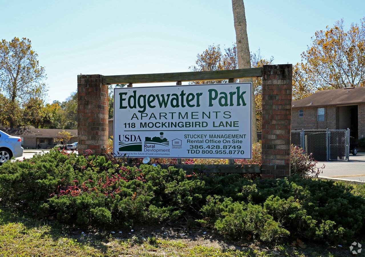 Edgewater Park Apartments - Edgewater Park Apartments
