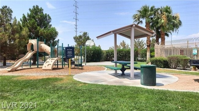 Photo - 7259 Cestrum Rd