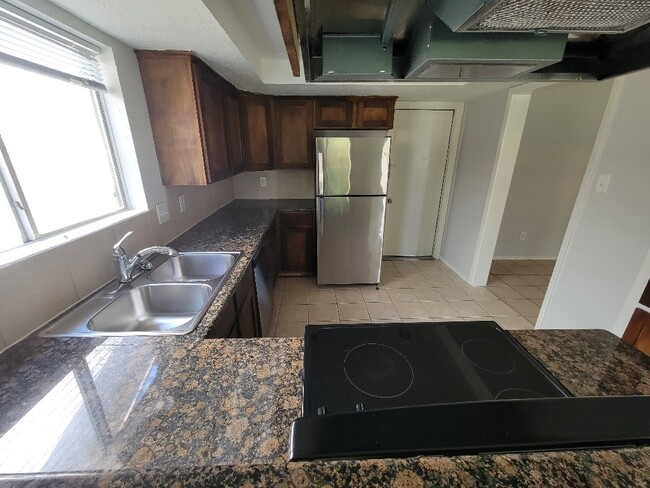 Photo - 9914 Towne Brook Ln