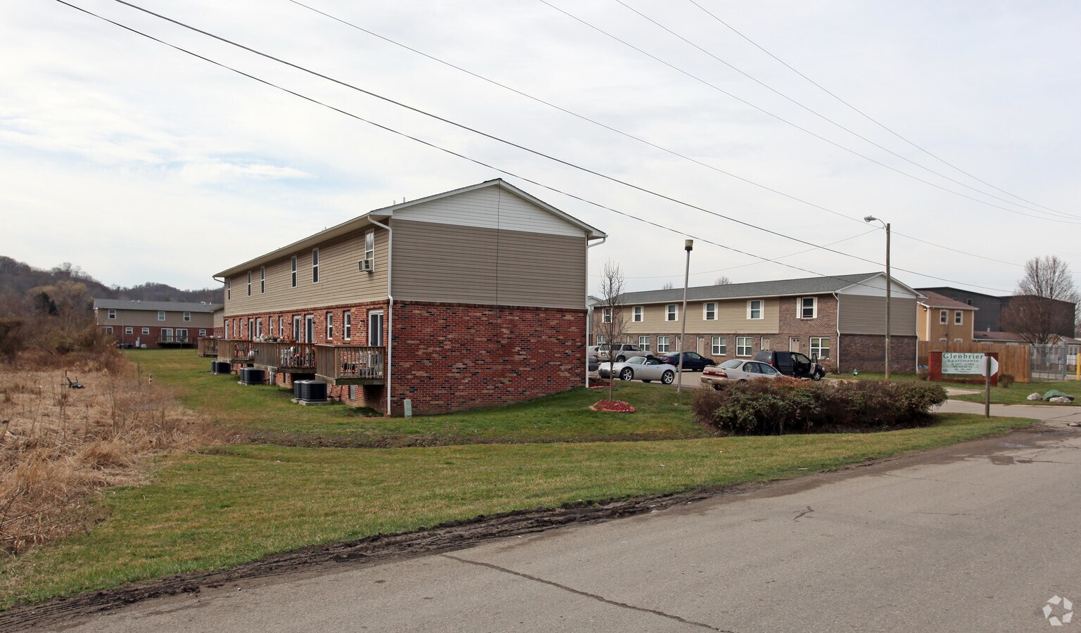 Glenbrier Apartments - Glenbrier Apartments