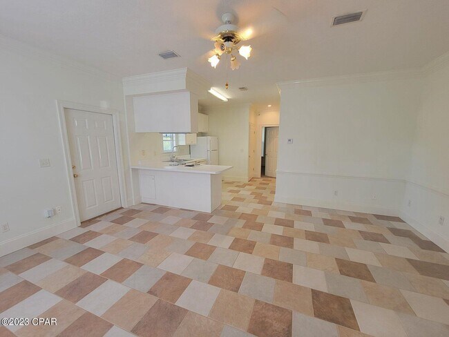 Photo - 2617 Cypress St