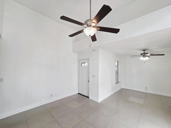 533 NW 47th Ave