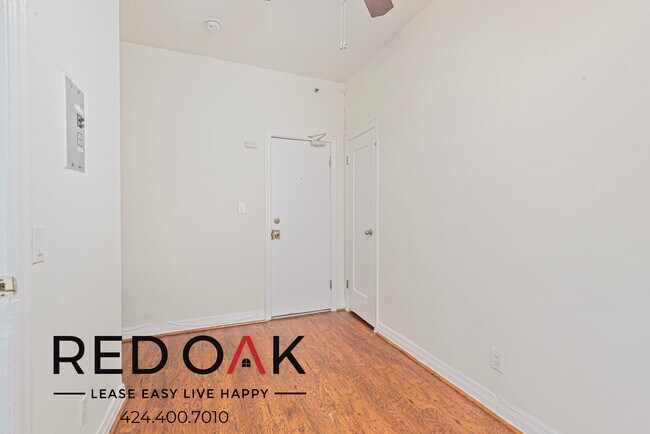 Photo - ~LOW DEPOSIT~ Cozy Bachelor Studio with Ex... Unidad 201B