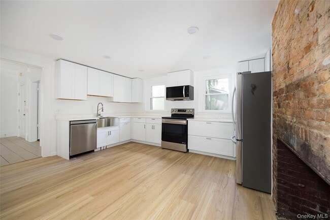 Photo - 29 Delano St Unit 1