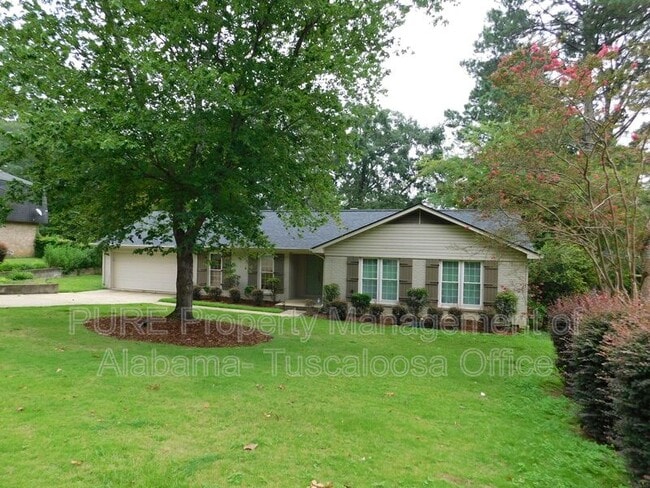Photo - 1213 Heritage Ln