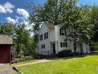 Photo - 410 Wharf Rd