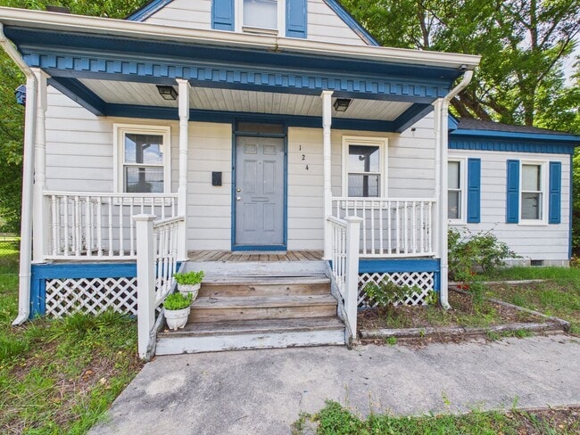 Building Photo - 124 Henrico St
