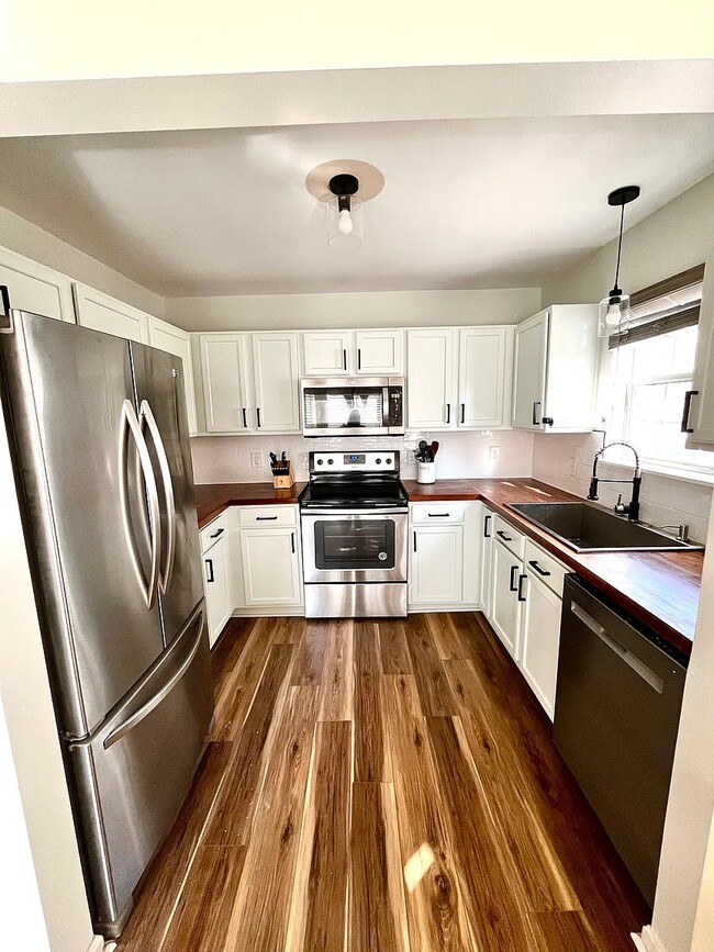 Photo - 13232 Lampmeade Ln
