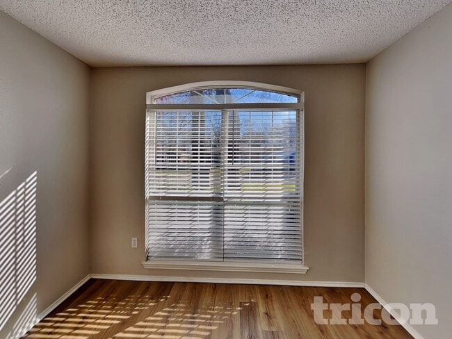 Photo - 1210 Hidden Creek Dr