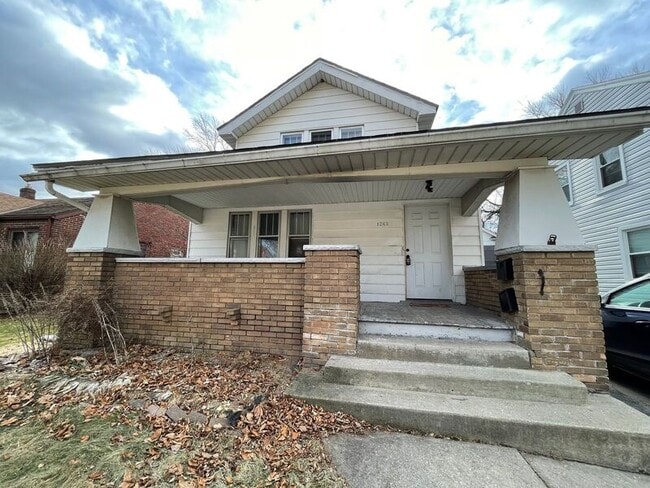 Photo - 1263 Crestwood Rd Casa