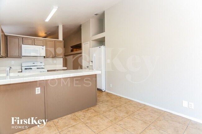 Photo - 3621 Walnut Wood St