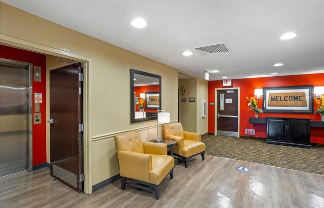 Furnished Studio-Philadelphia - Mt. Laurel - Crawford Place