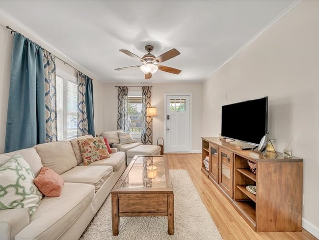 Photo - 1348 S Pittsburg Ave