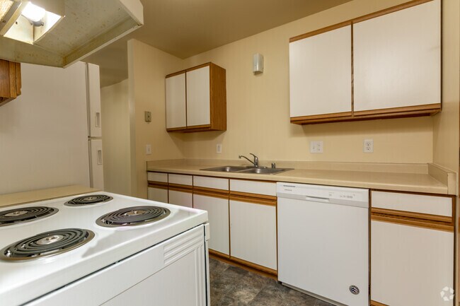 Photo - Surrey Ridge Apartments