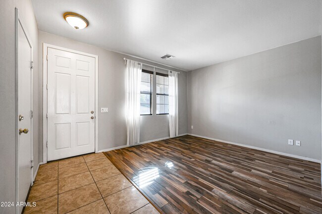 Photo - 3416 W Apollo Rd