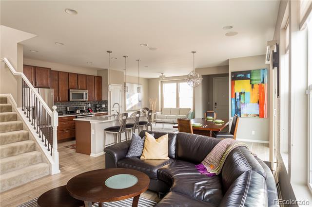 Photo - 2834 Macon Way