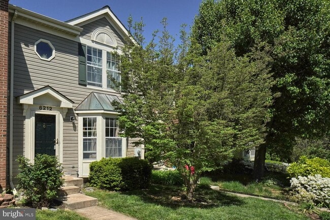 Building Photo - 6212 Adelay Ct W Unit Adelay court