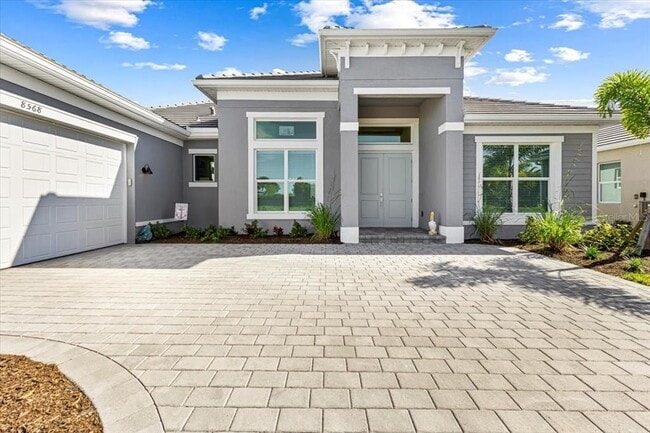 Photo - 8568 Shr Lk Dr