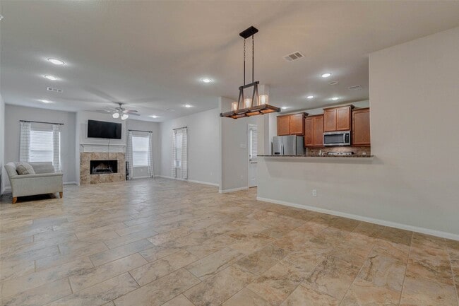 Photo - 3811 Springcrest Ln