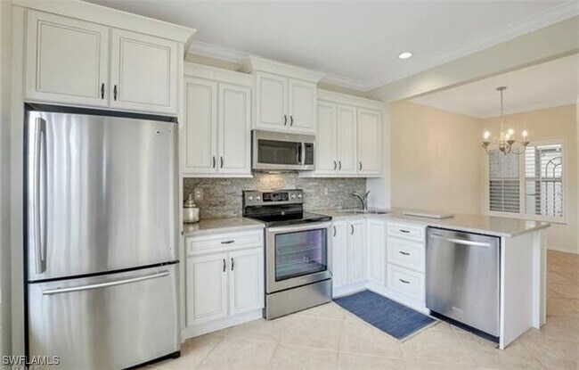 Photo - 298 Emerald Bay Cir Unidad K6