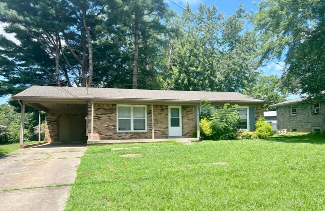 144 Redbud Dr